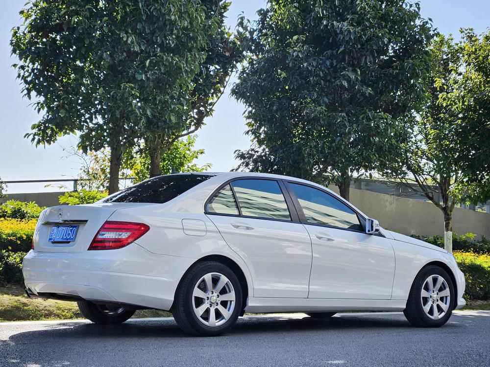 Mercedes-Benz Mercedes-Benz C-Class