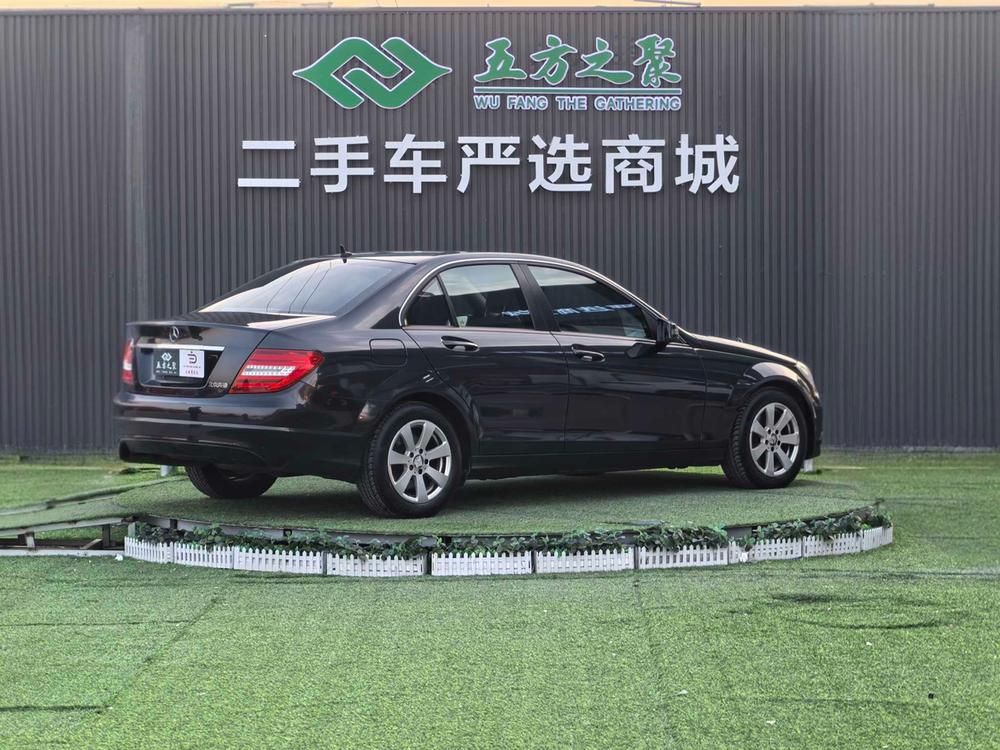 Mercedes-Benz Mercedes-Benz C-Class