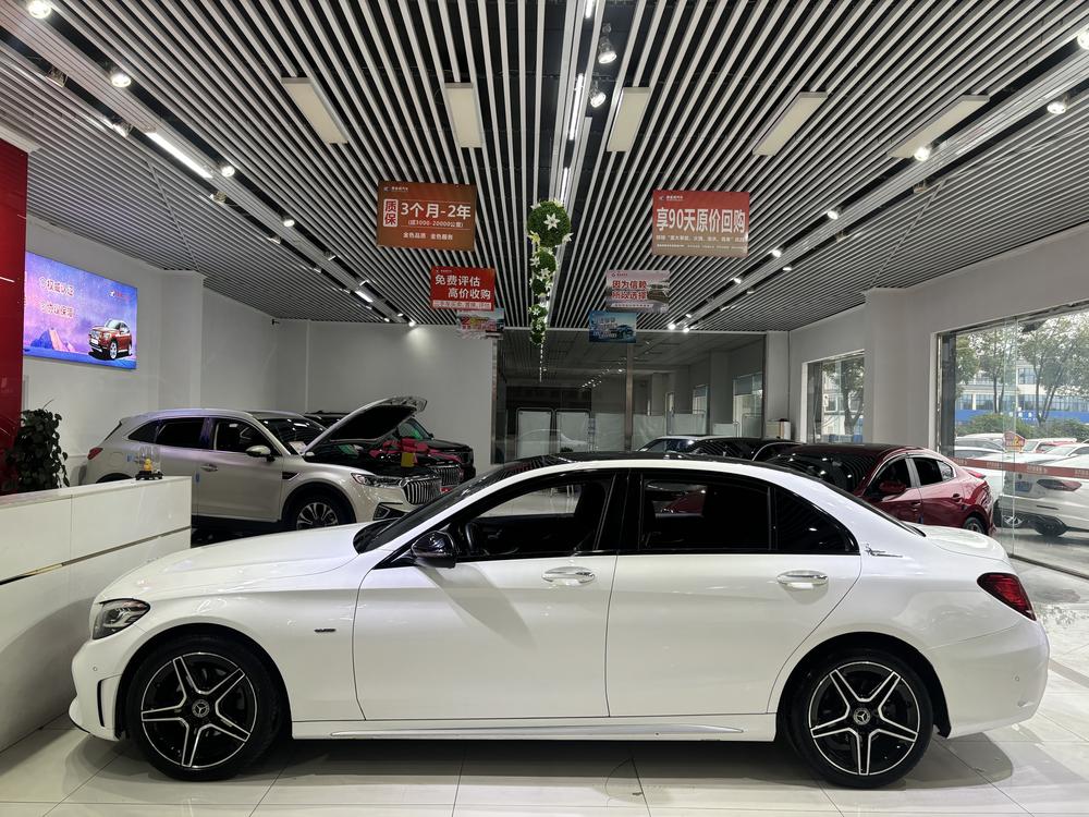 Mercedes-Benz Mercedes-Benz C-Class