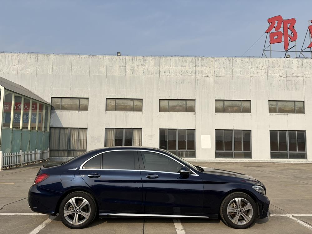Mercedes-Benz Mercedes-Benz C-Class