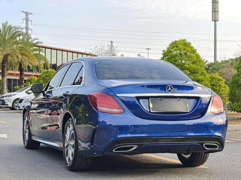 Mercedes-Benz Mercedes-Benz C-Class
