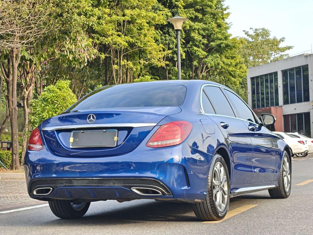 Mercedes-Benz Mercedes-Benz C-Class