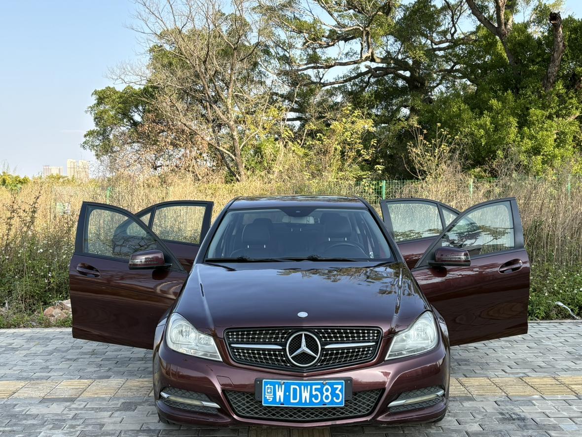Mercedes-Benz Mercedes-Benz C-Class