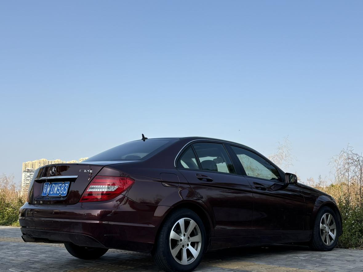 Mercedes-Benz Mercedes-Benz C-Class