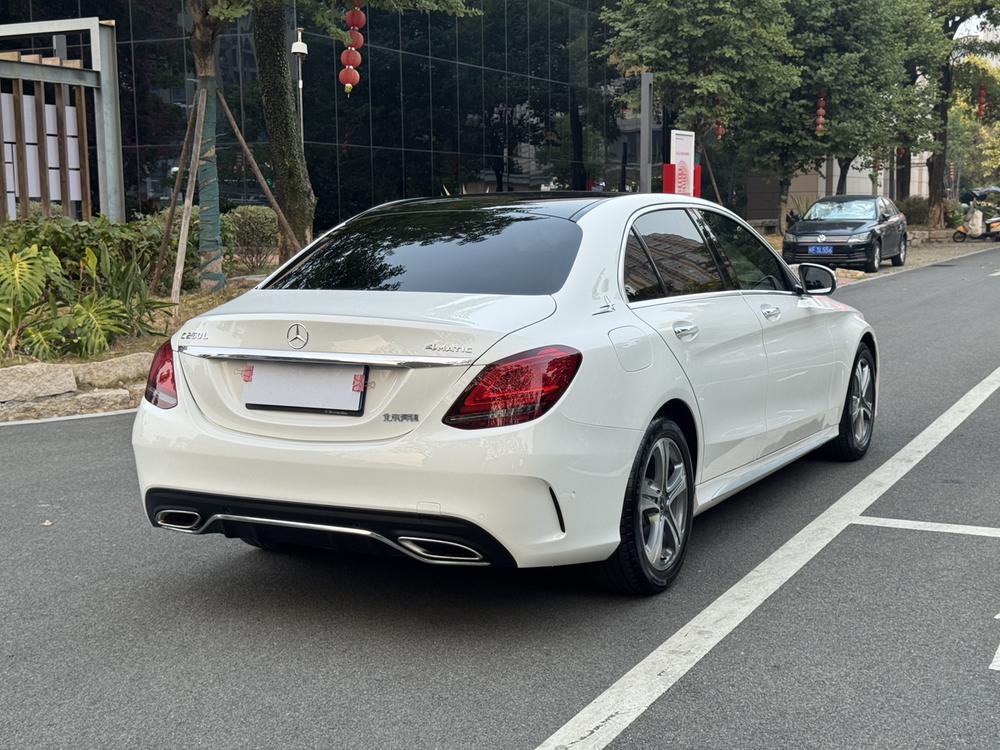 Mercedes-Benz Mercedes-Benz C-Class