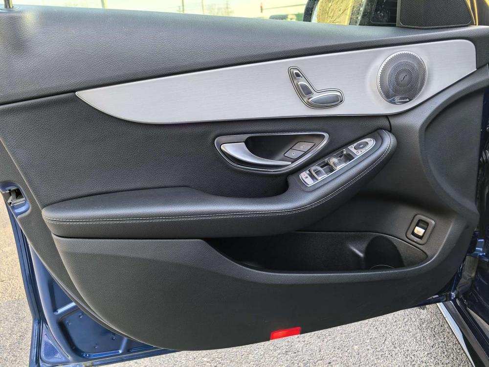 Mercedes-Benz Mercedes-Benz C-Class