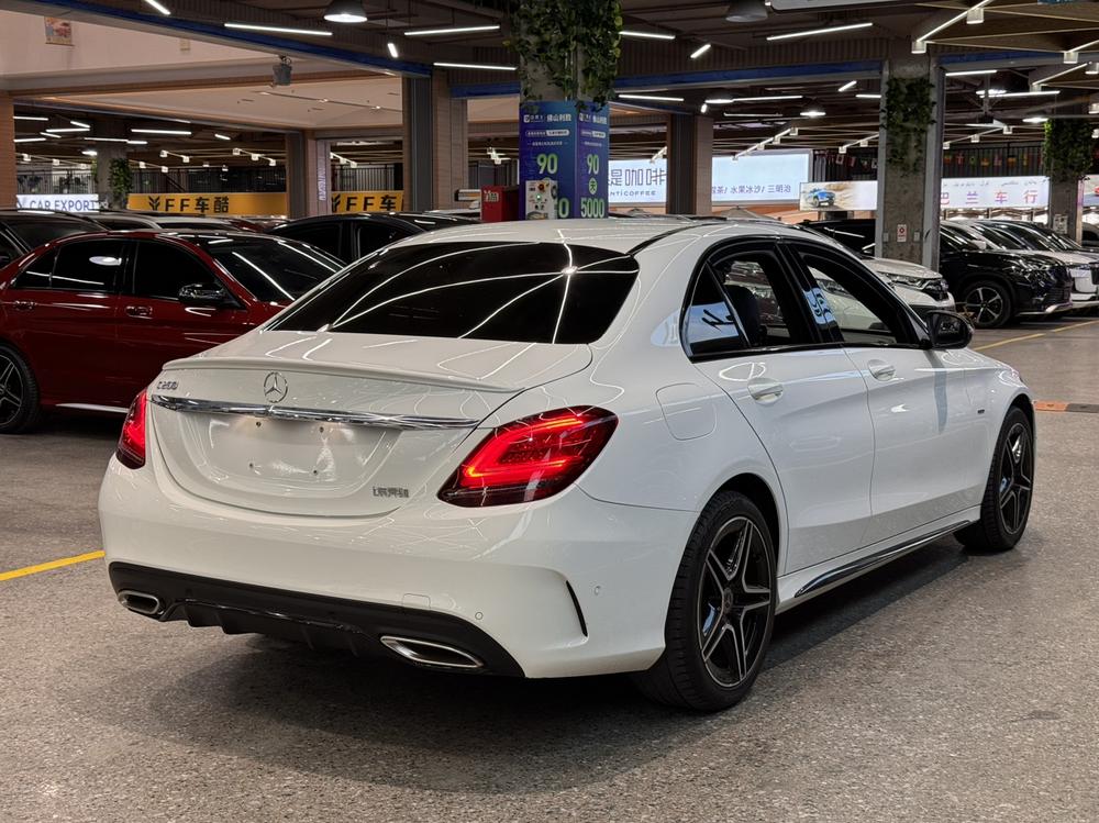Mercedes-Benz Mercedes-Benz C-Class