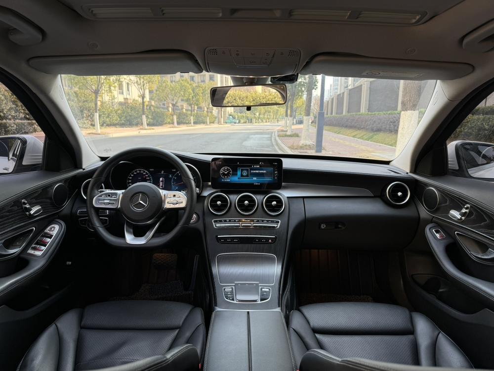 Mercedes-Benz Mercedes-Benz C-Class