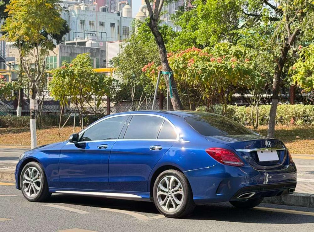 Mercedes-Benz Mercedes-Benz C-Class