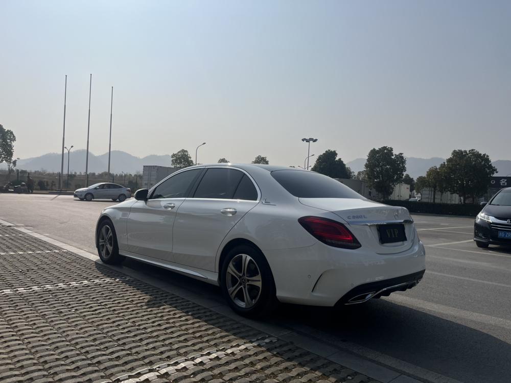 Mercedes-Benz Mercedes-Benz C-Class