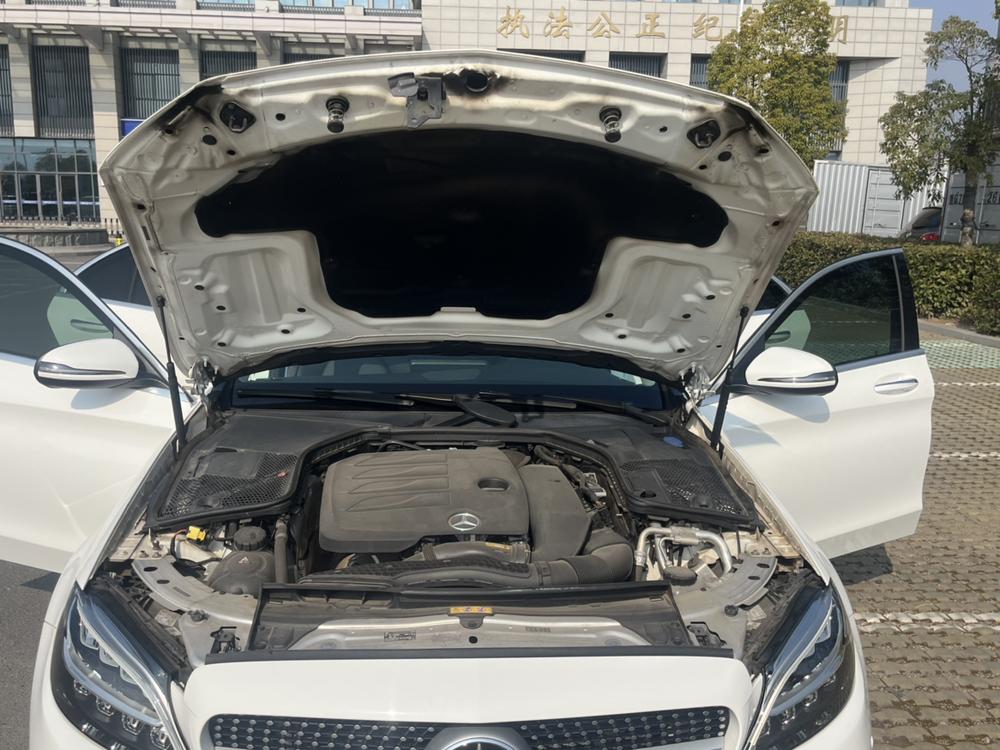Mercedes-Benz Mercedes-Benz C-Class