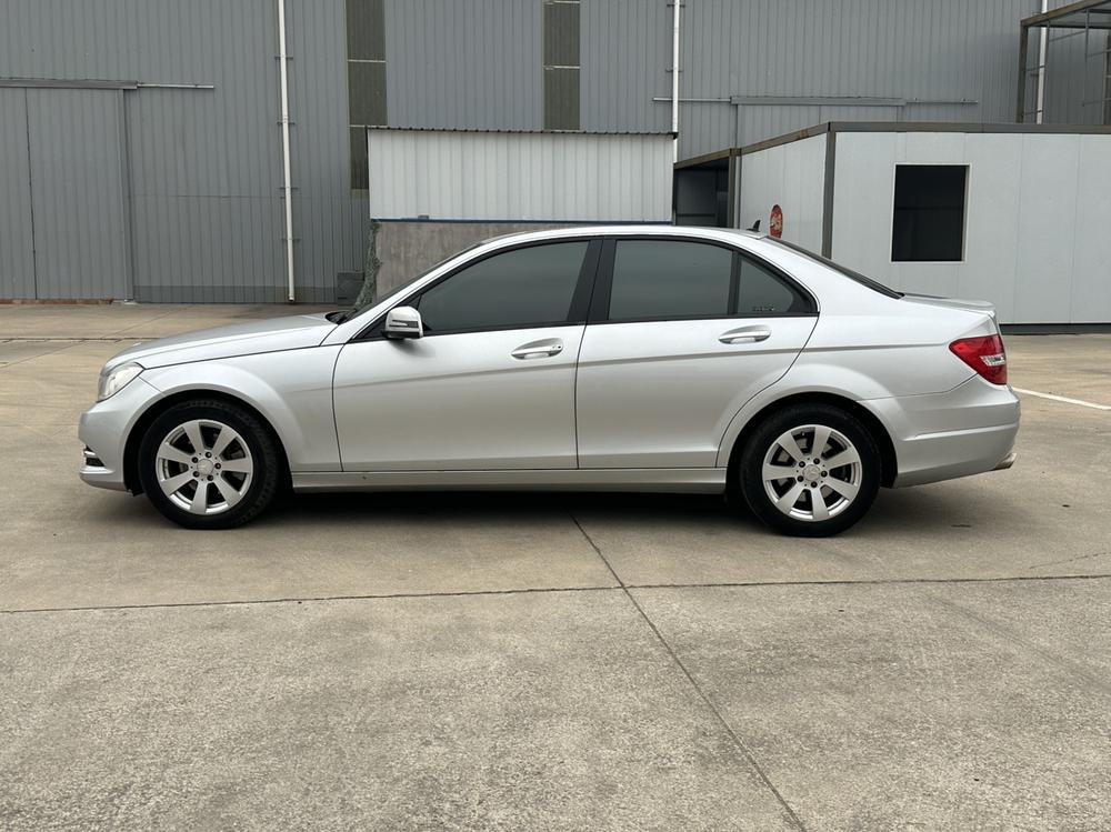 Mercedes-Benz Mercedes-Benz C-Class