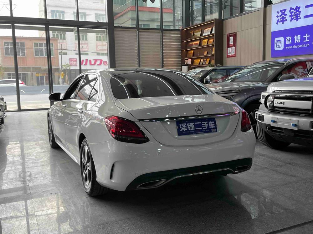 Mercedes-Benz Mercedes-Benz C-Class