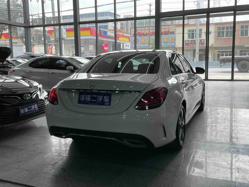 Mercedes-Benz Mercedes-Benz C-Class