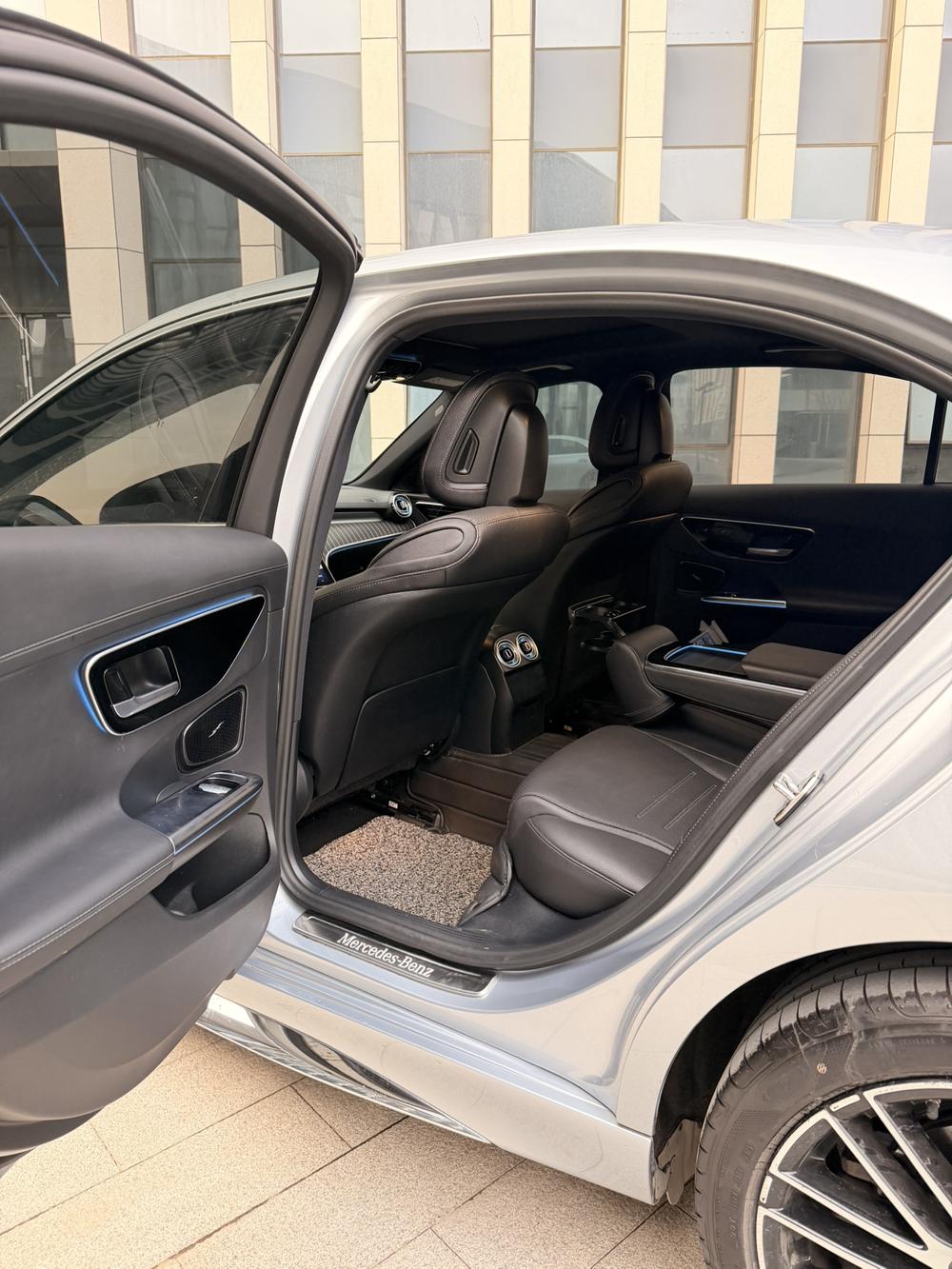 Mercedes-Benz Mercedes-Benz C-Class