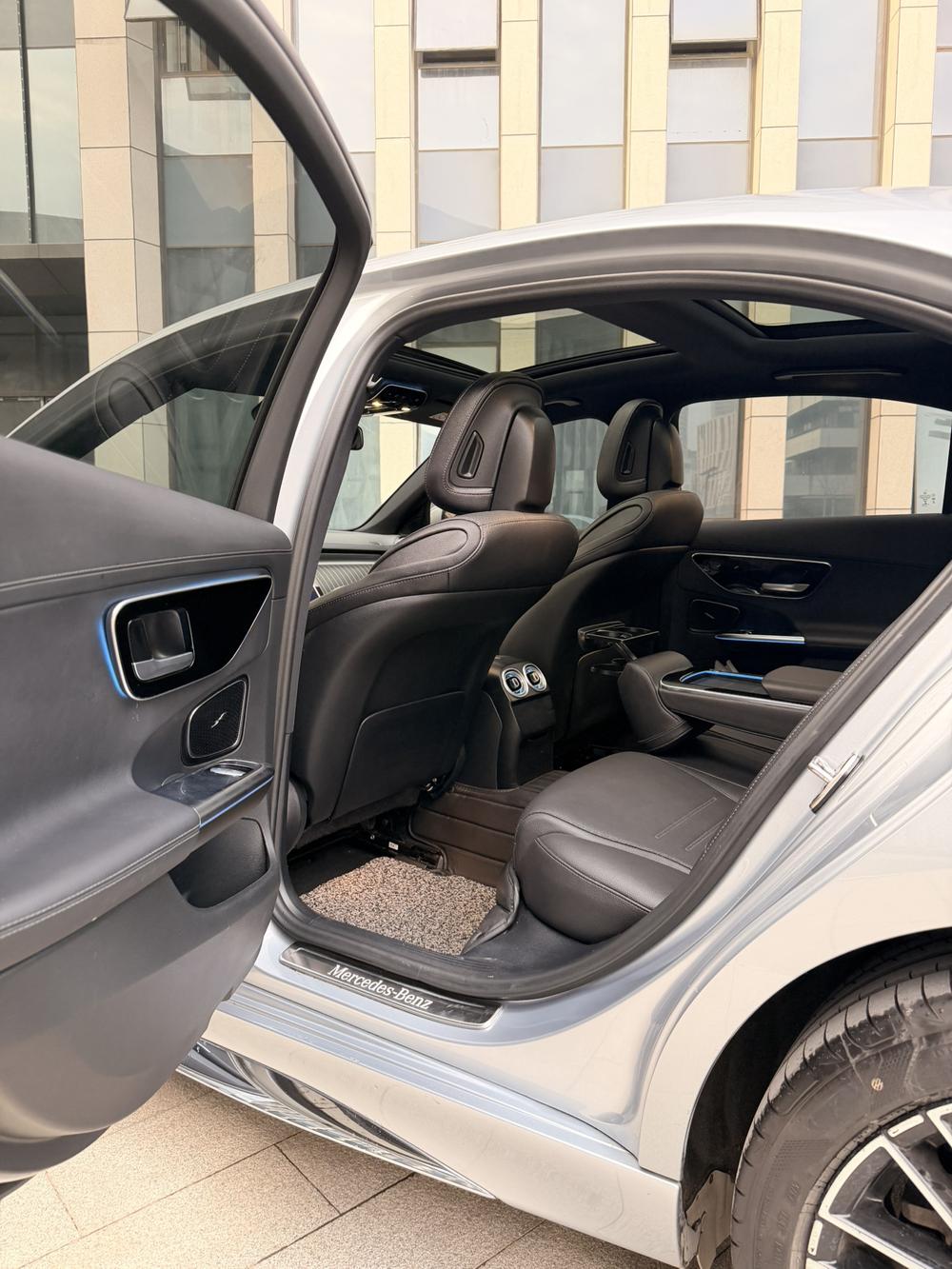 Mercedes-Benz Mercedes-Benz C-Class