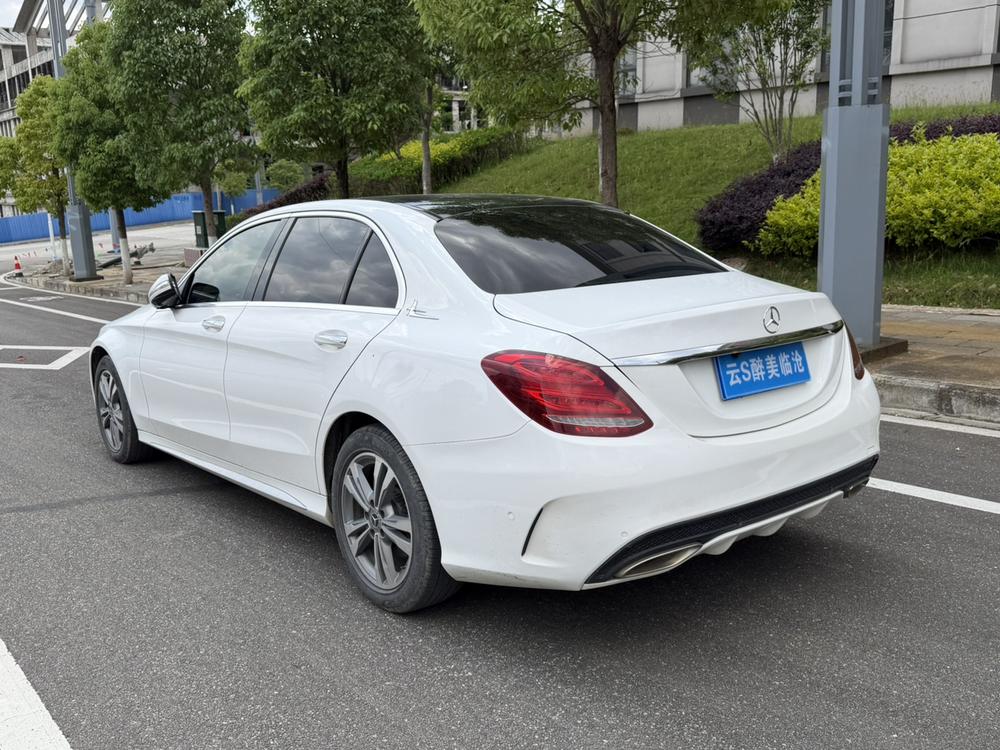 Mercedes-Benz Mercedes-Benz C-Class