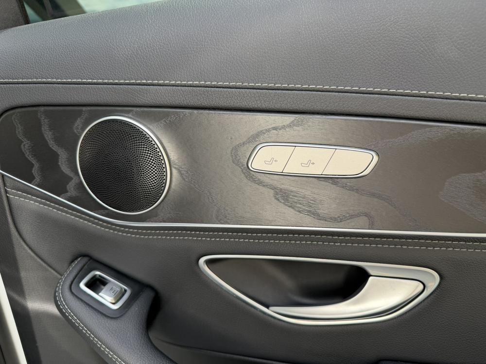 Mercedes-Benz Mercedes-Benz C-Class
