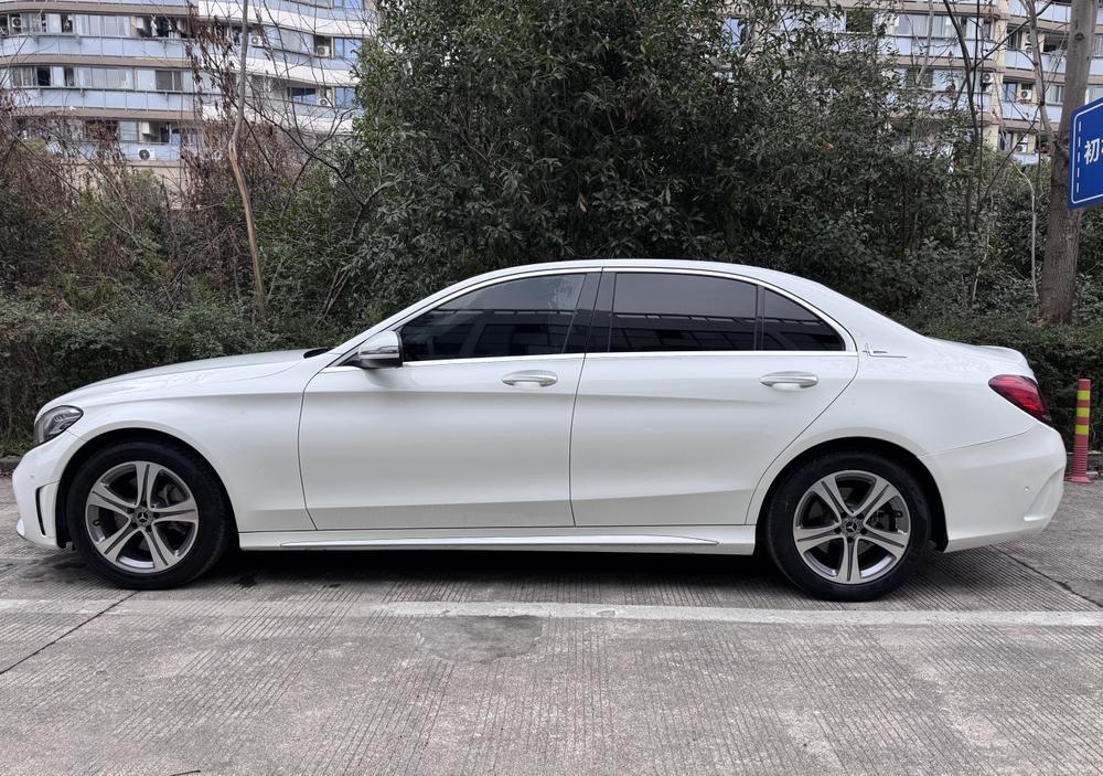 Mercedes-Benz Mercedes-Benz C-Class