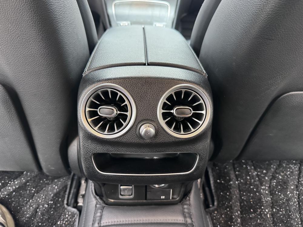 Mercedes-Benz Mercedes-Benz C-Class