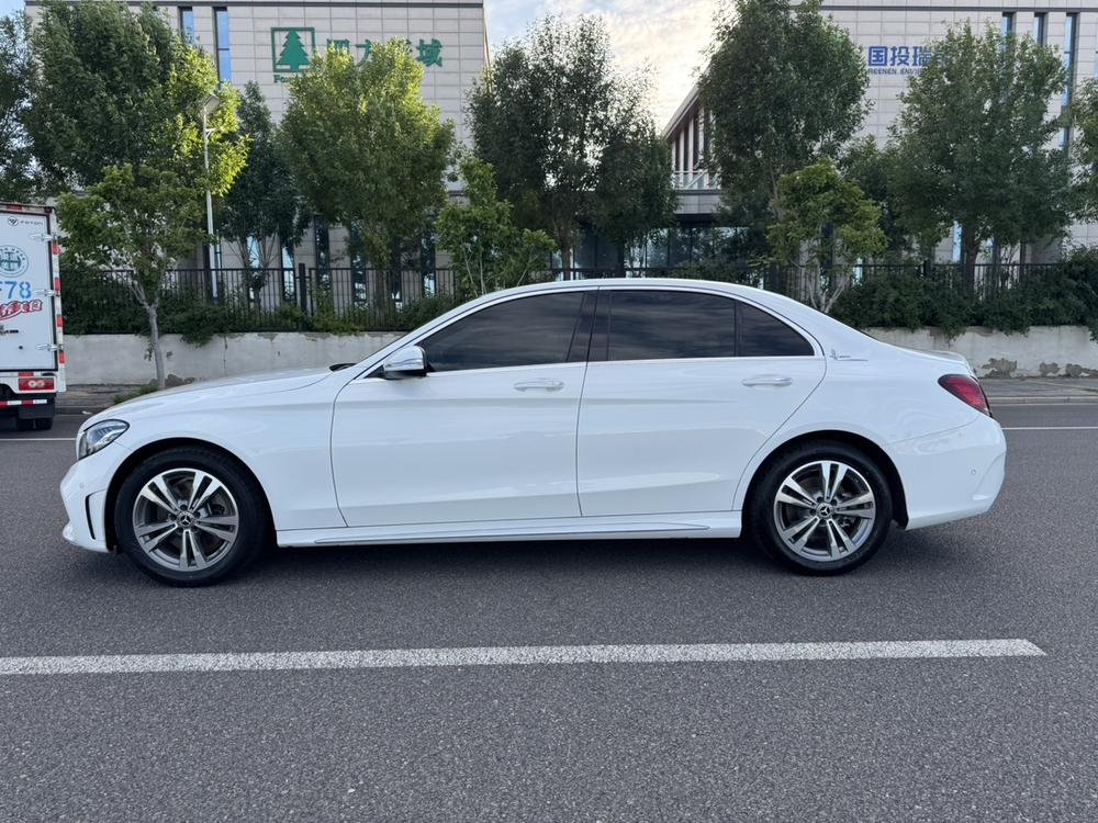 Mercedes-Benz Mercedes-Benz C-Class