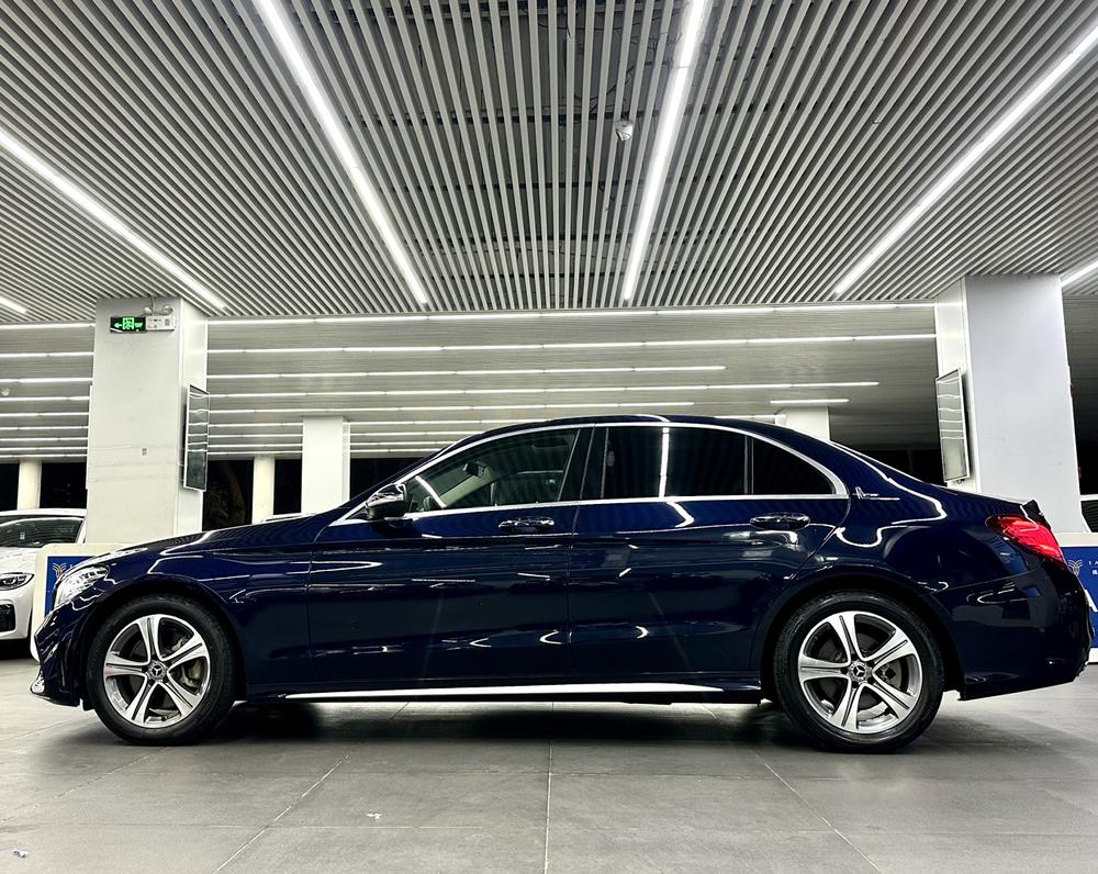 Mercedes-Benz Mercedes-Benz C-Class