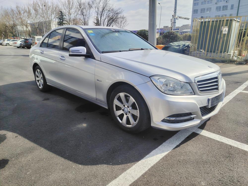 Mercedes-Benz Mercedes-Benz C-Class