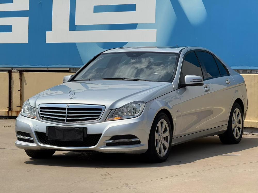 Mercedes-Benz Mercedes-Benz C-Class