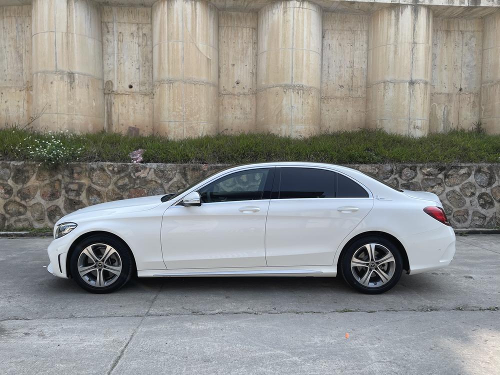 Mercedes-Benz Mercedes-Benz C-Class