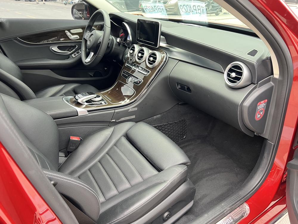 Mercedes-Benz Mercedes-Benz C-Class