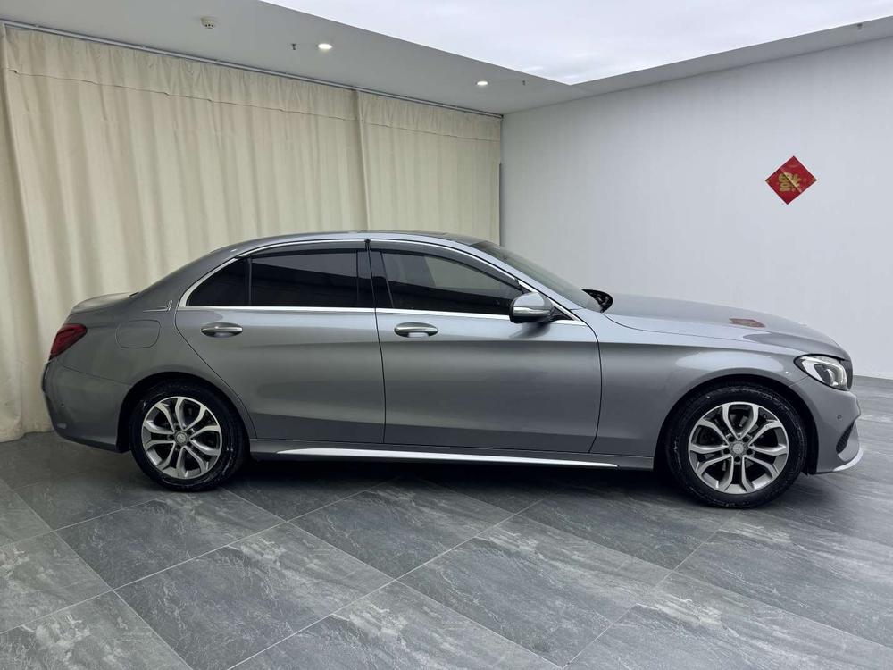 Mercedes-Benz Mercedes-Benz C-Class