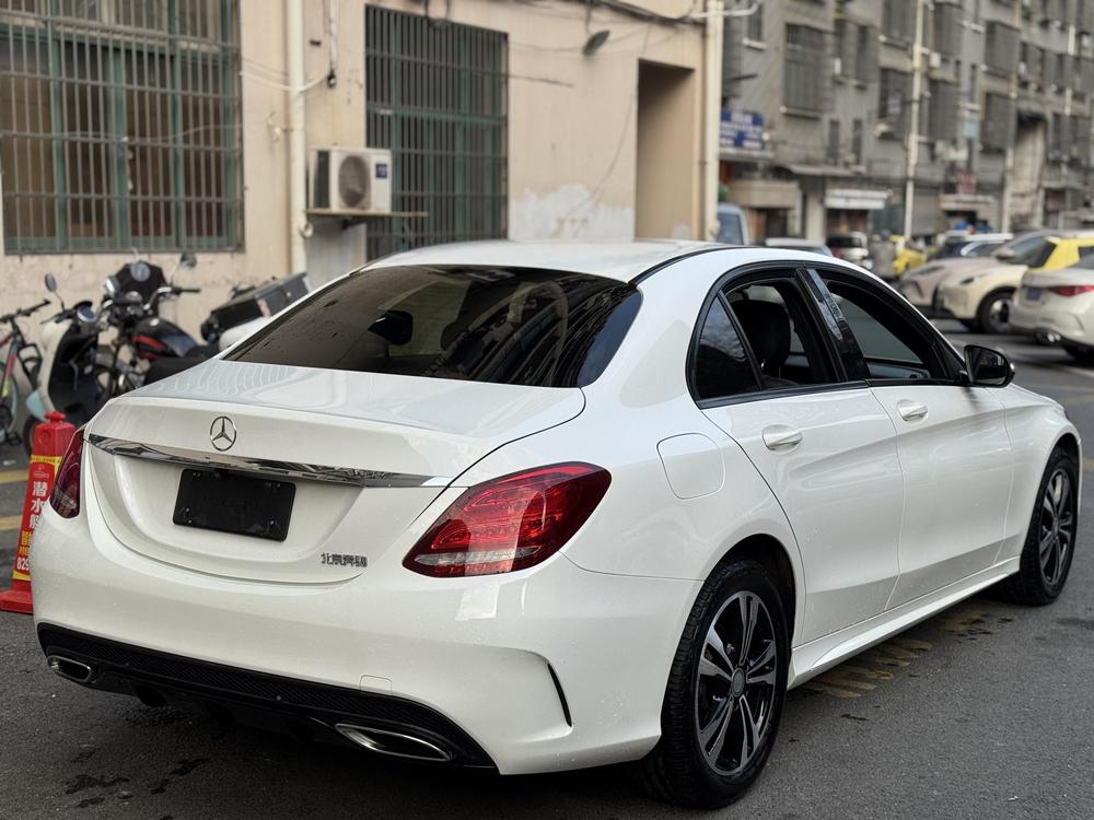 Mercedes-Benz Mercedes-Benz C-Class