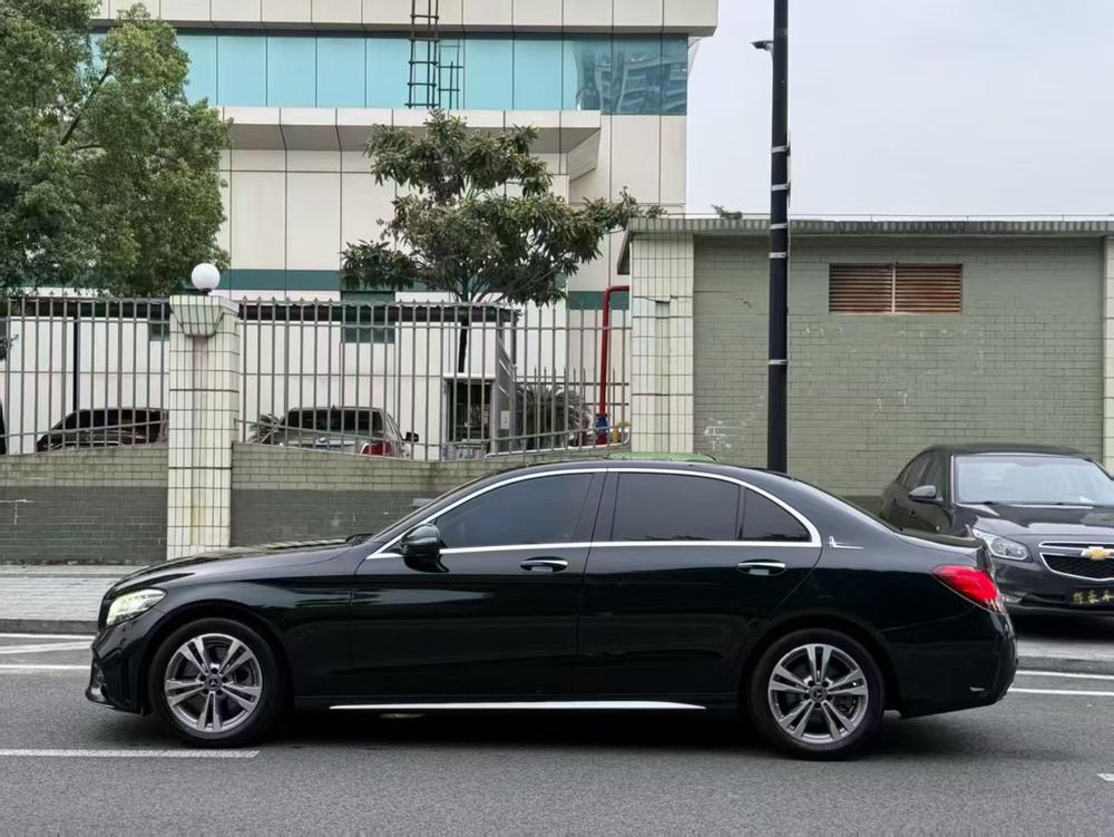 Mercedes-Benz Mercedes-Benz C-Class