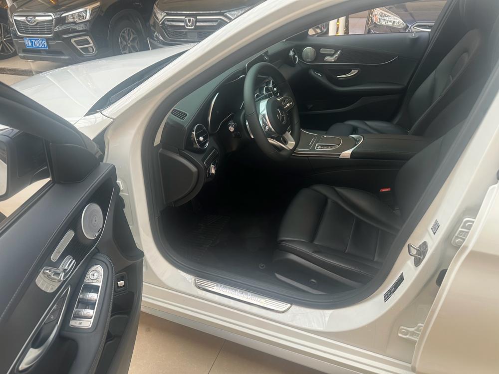 Mercedes-Benz Mercedes-Benz C-Class