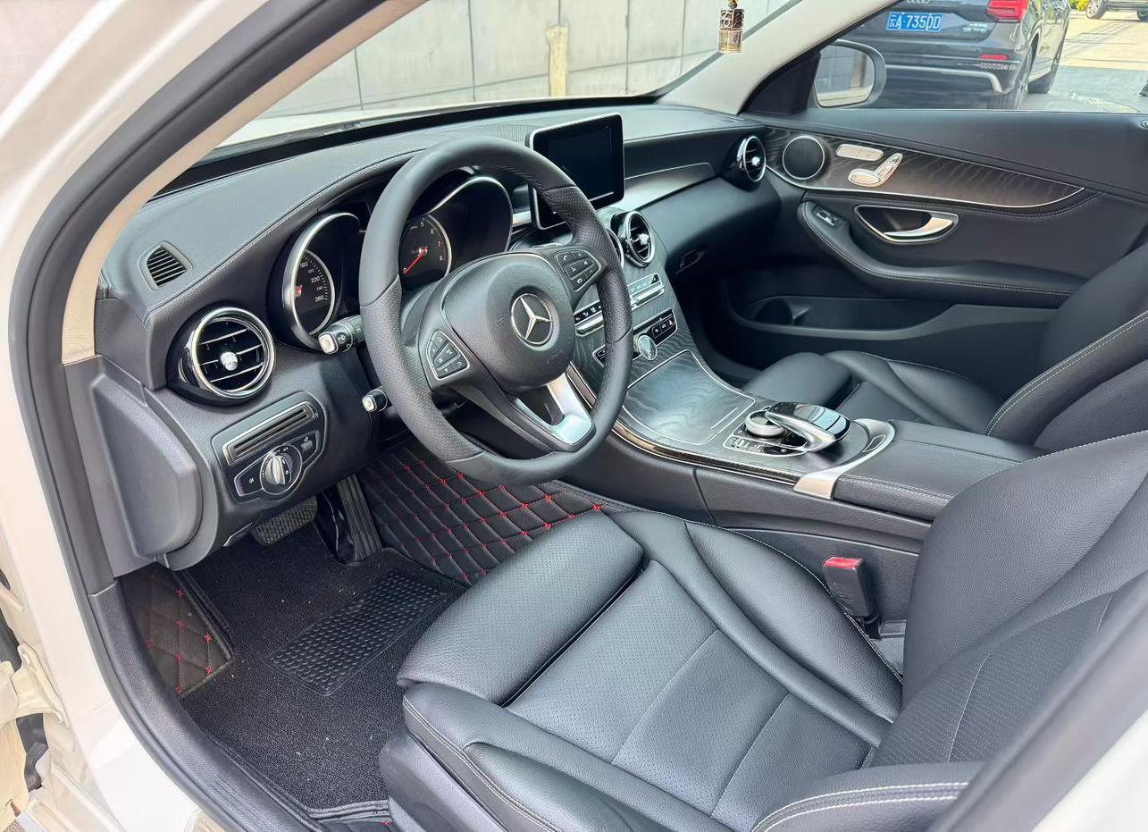 Mercedes-Benz Mercedes-Benz C-Class