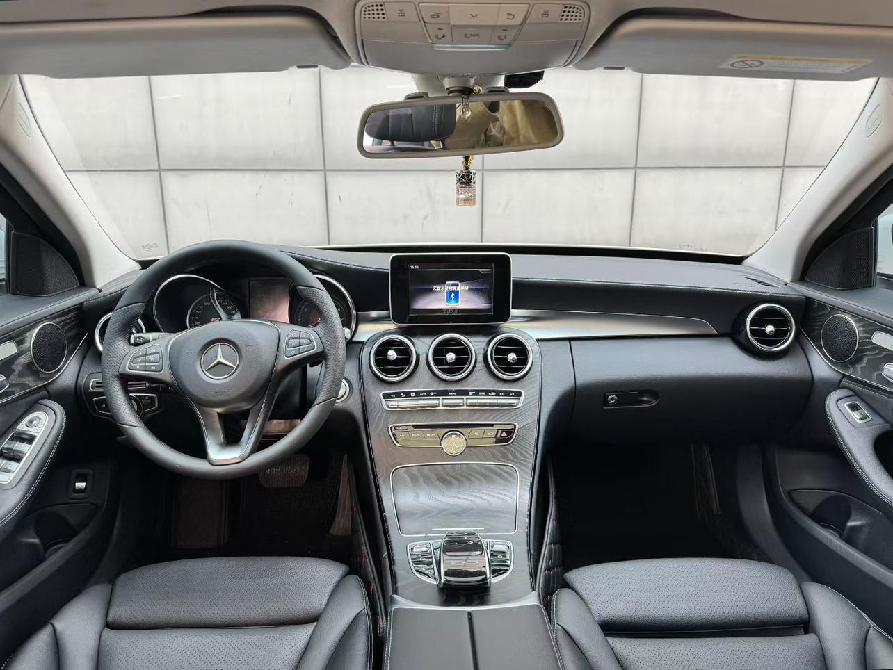 Mercedes-Benz Mercedes-Benz C-Class