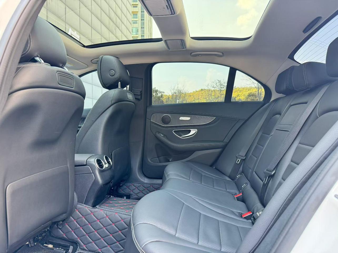 Mercedes-Benz Mercedes-Benz C-Class