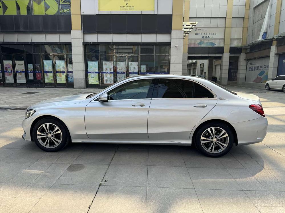 Mercedes-Benz Mercedes-Benz C-Class
