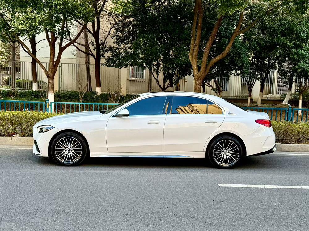 Mercedes-Benz Mercedes-Benz C-Class