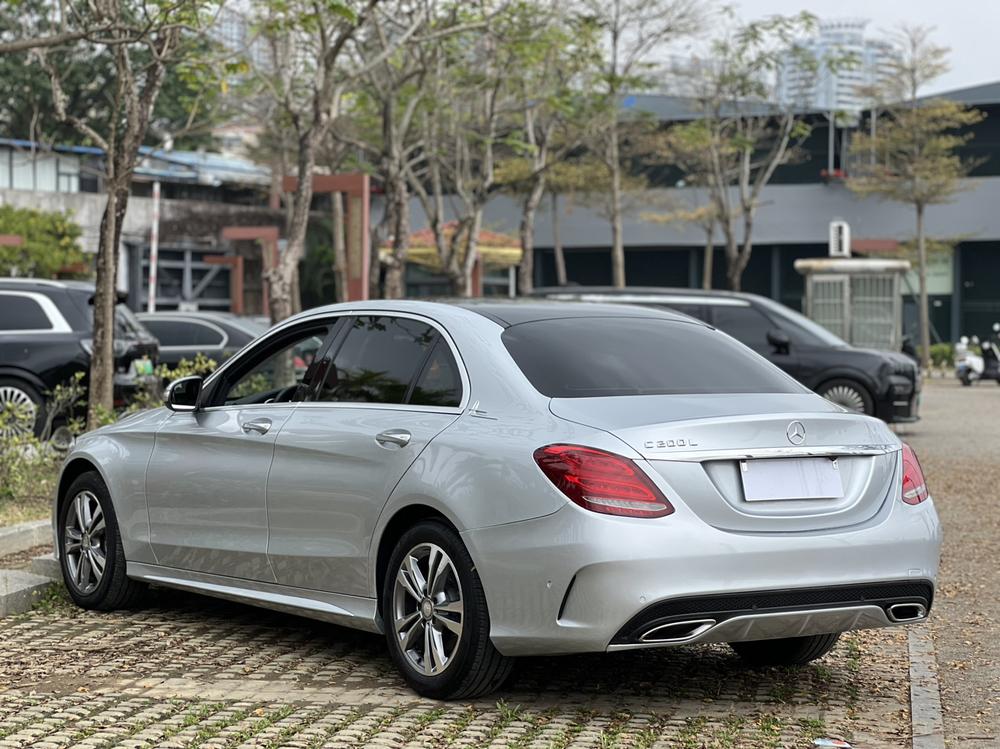 Mercedes-Benz Mercedes-Benz C-Class