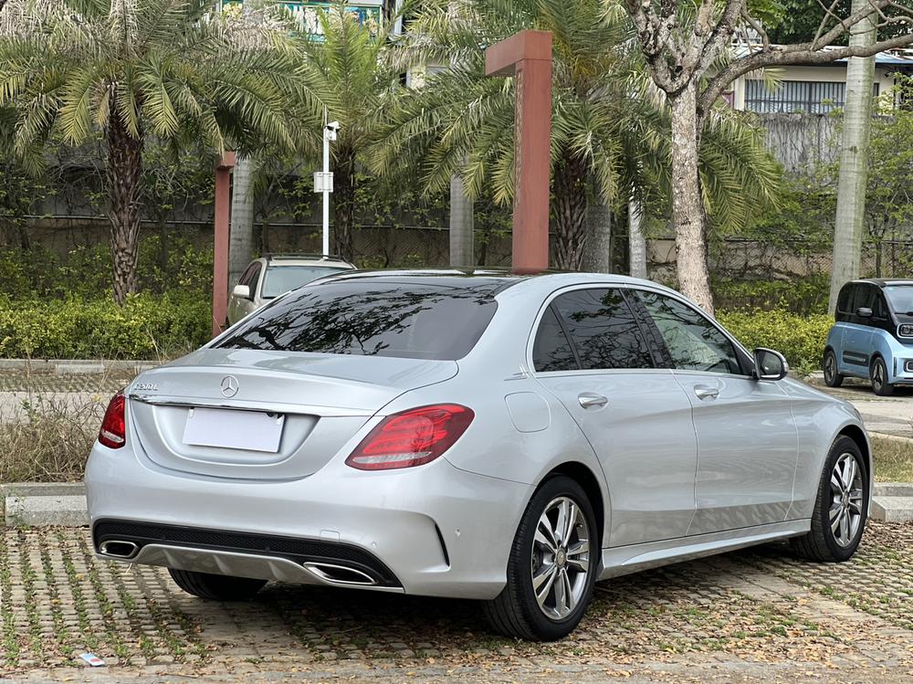 Mercedes-Benz Mercedes-Benz C-Class