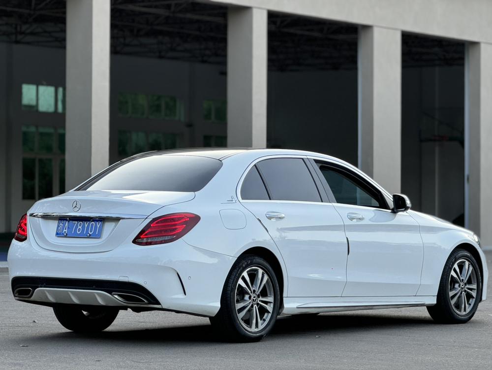 Mercedes-Benz Mercedes-Benz C-Class