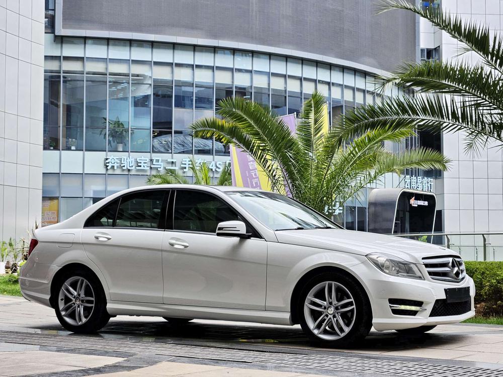 Mercedes-Benz Mercedes-Benz C-Class