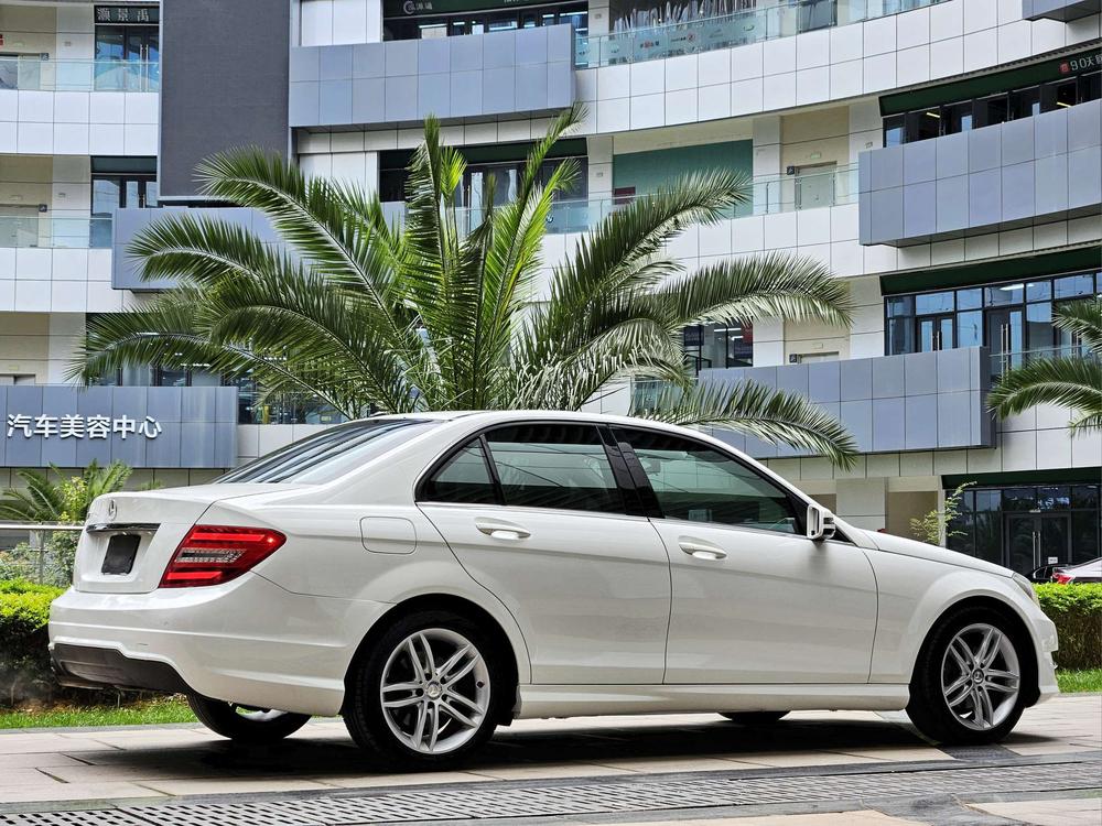 Mercedes-Benz Mercedes-Benz C-Class