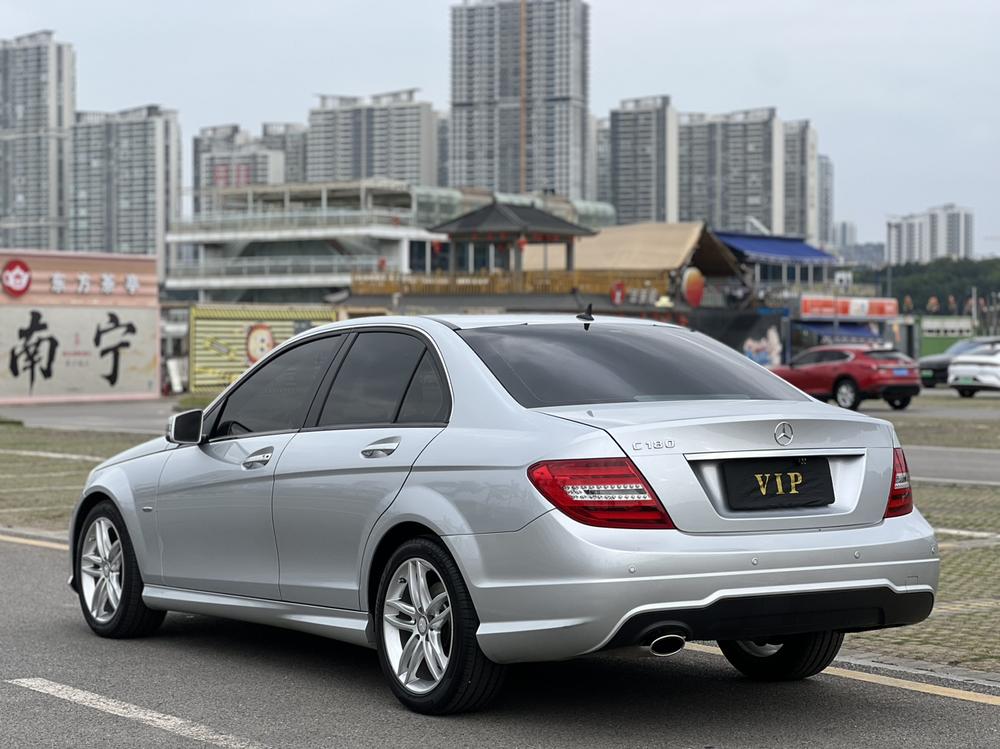 Mercedes-Benz Mercedes-Benz C-Class