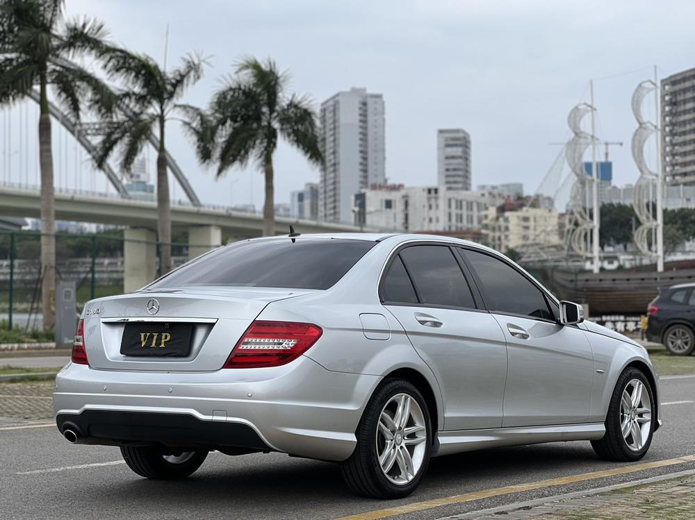 Mercedes-Benz Mercedes-Benz C-Class