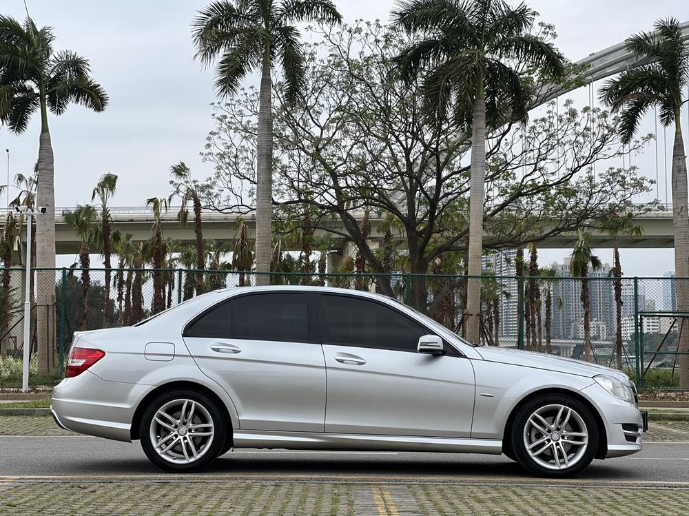 Mercedes-Benz Mercedes-Benz C-Class