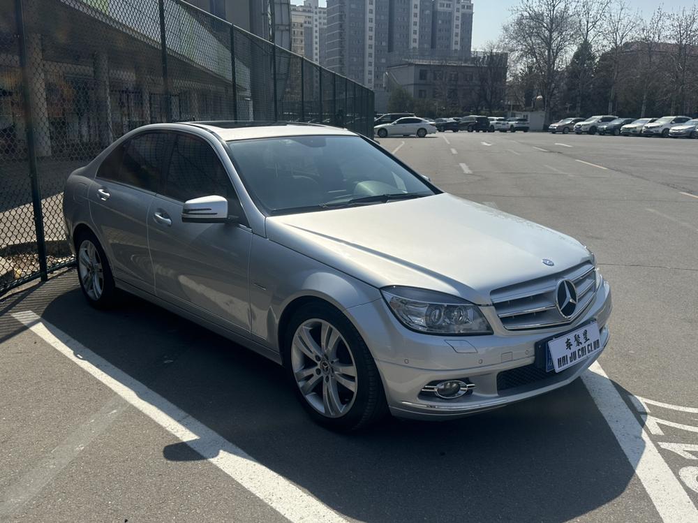 Mercedes-Benz Mercedes-Benz C-Class