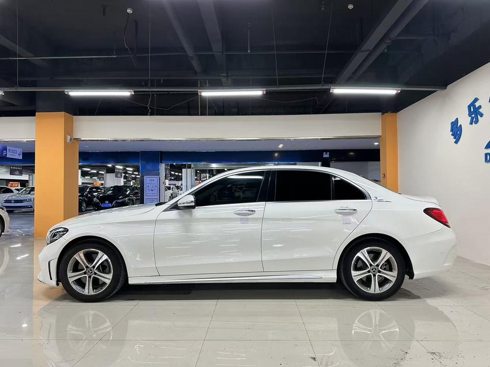 Mercedes-Benz Mercedes-Benz C-Class