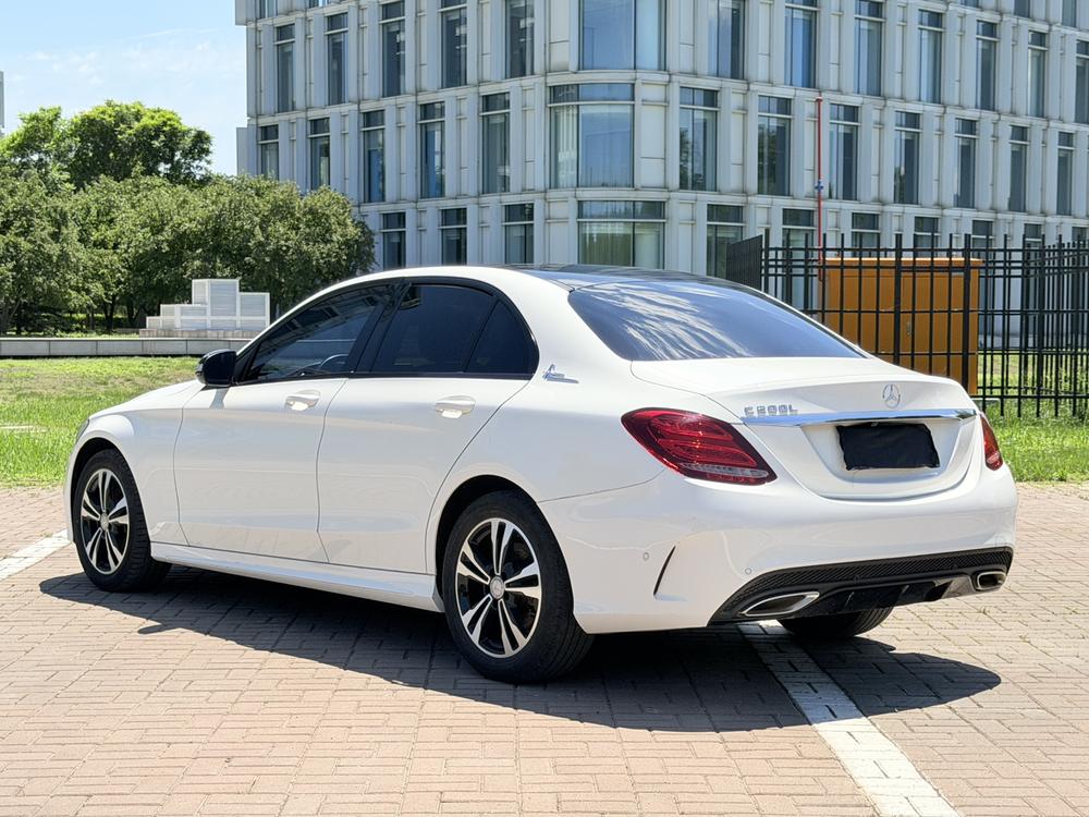 Mercedes-Benz Mercedes-Benz C-Class